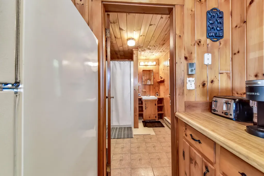 71 N Crane Lane Rome ME 04963