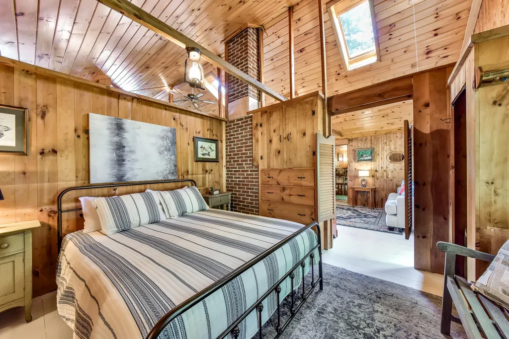 71 N Crane Lane Rome ME 04963