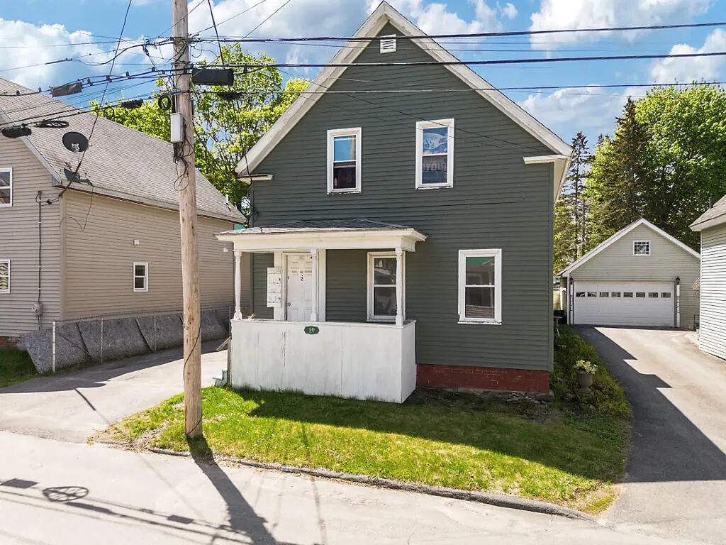 10 Gray Street Waterville ME 04901