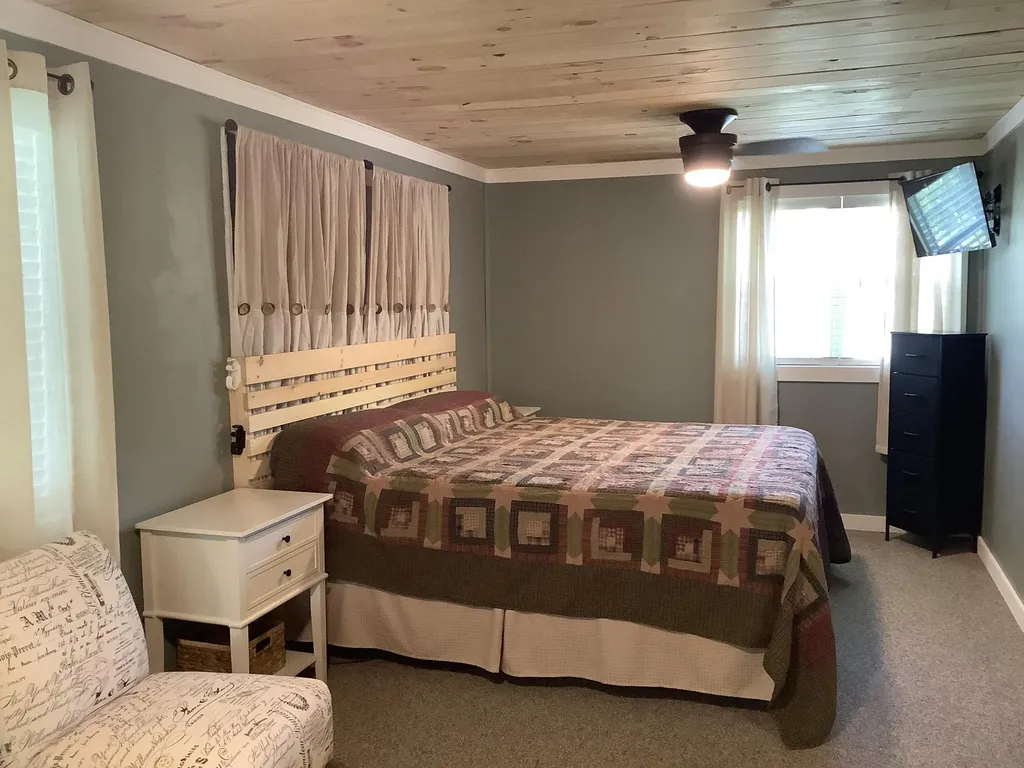 47 School Street Ashland ME 04732
