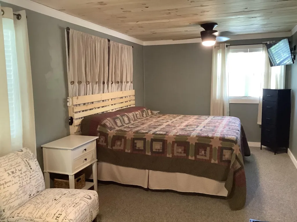 47 School Street Ashland ME 04732