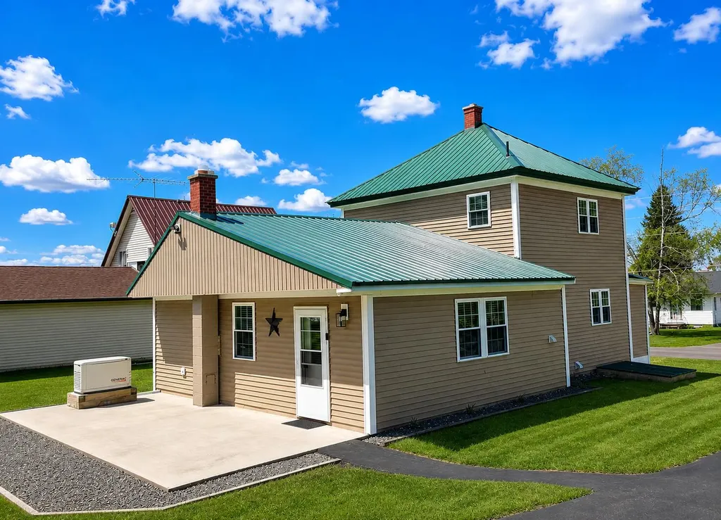 47 School Street Ashland ME 04732