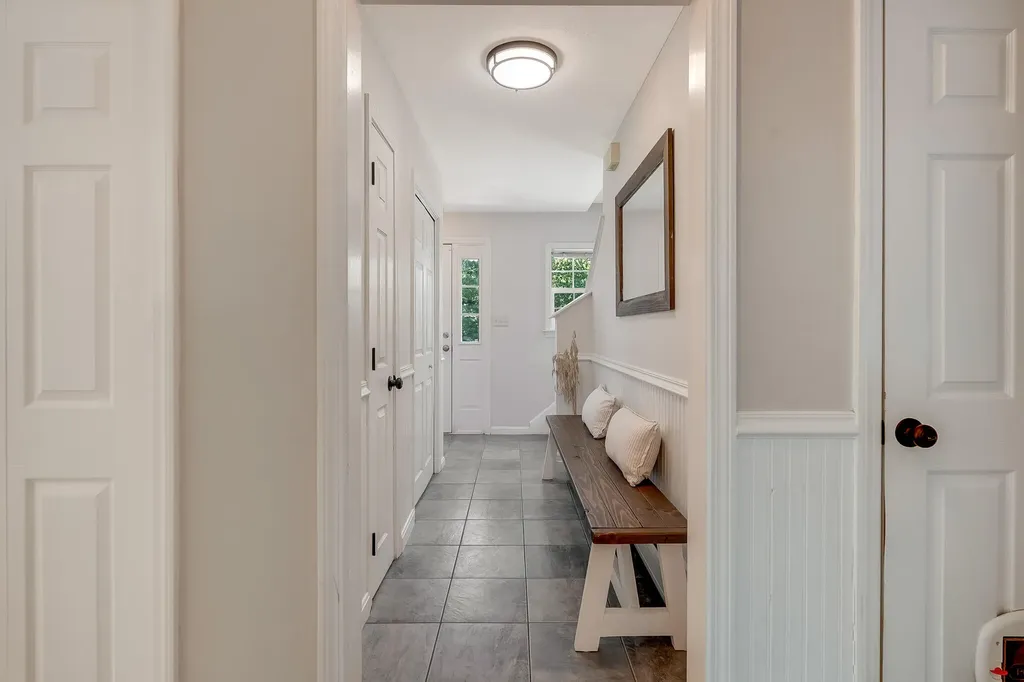 28 Woodbury Street Portland ME 04103