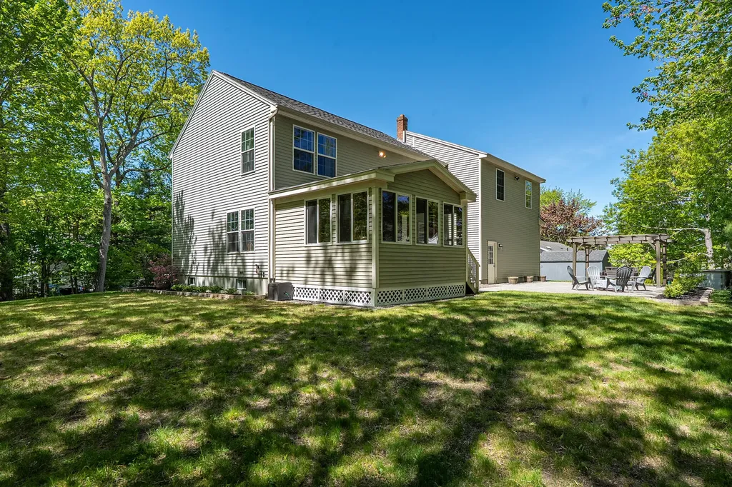 28 Woodbury Street Portland ME 04103
