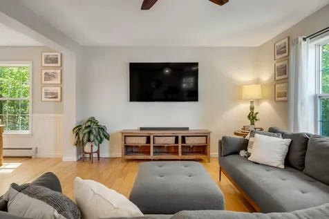 28 Woodbury Street Portland ME 04103