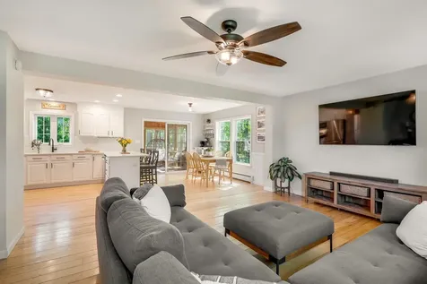 28 Woodbury Street Portland ME 04103