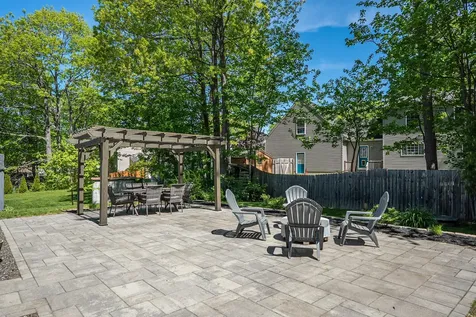 28 Woodbury Street Portland ME 04103