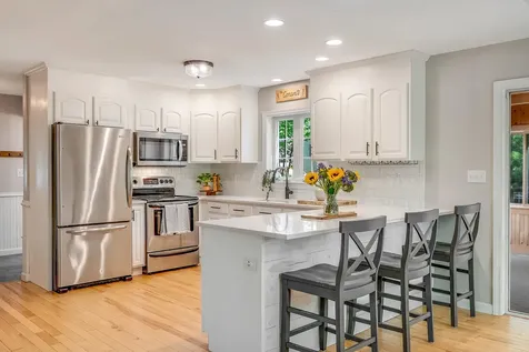 28 Woodbury Street Portland ME 04103