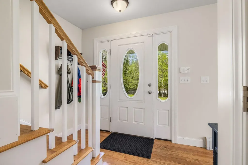 127 N Shore Road Gray ME 04039