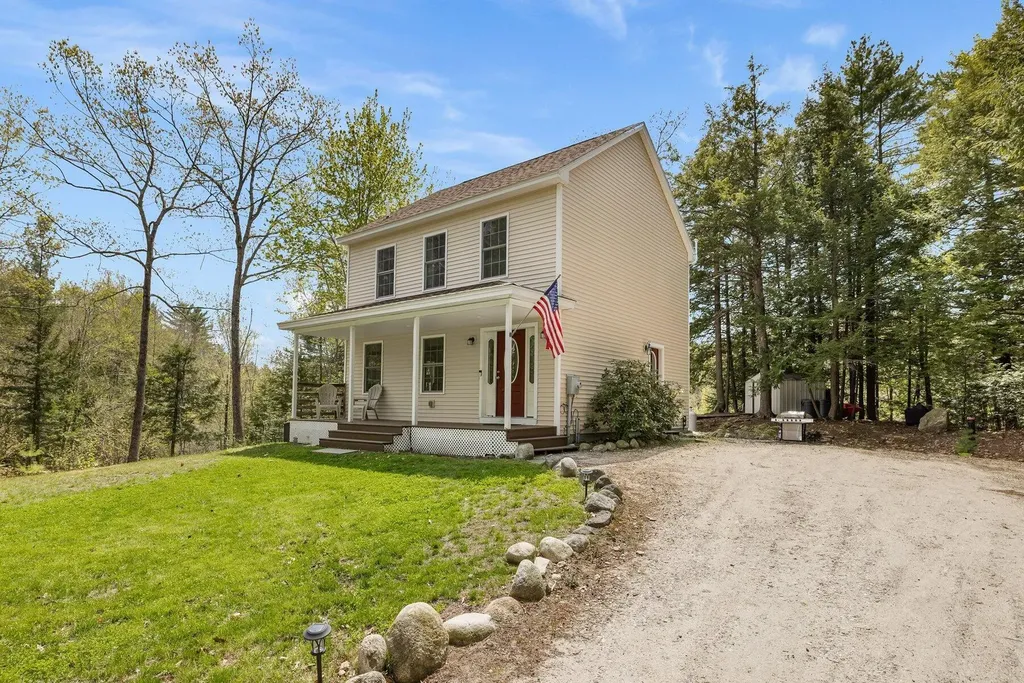 127 N Shore Road Gray ME 04039