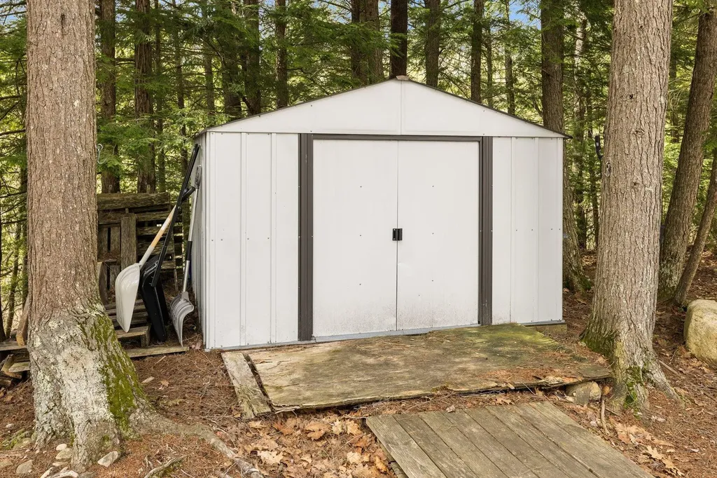 127 N Shore Road Gray ME 04039