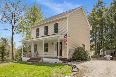 127 N Shore Road Gray ME 04039
