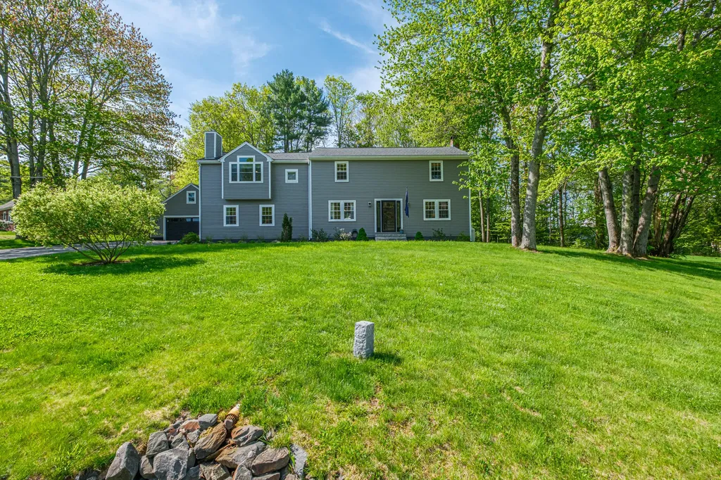6 Plymouth Drive Scarborough ME 04074