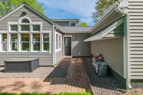 6 Plymouth Drive Scarborough ME 04074