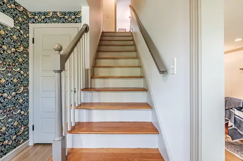 6 Plymouth Drive Scarborough ME 04074