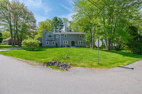 6 Plymouth Drive Scarborough ME 04074