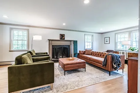6 Plymouth Drive Scarborough ME 04074