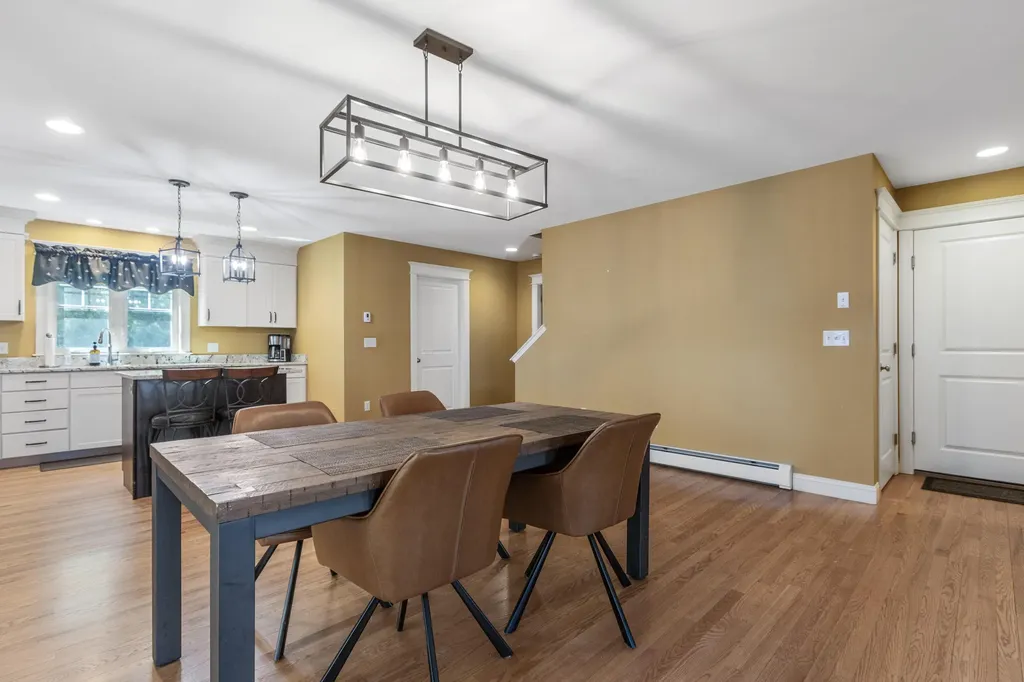 29 Mccann Way Scarborough ME 04074