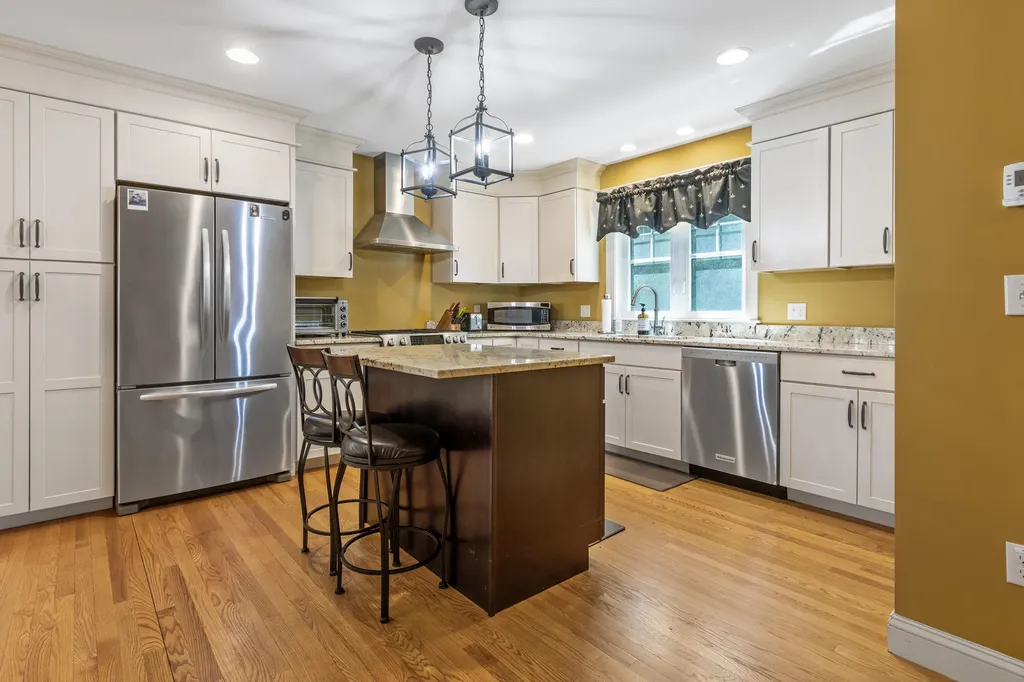 29 Mccann Way Scarborough ME 04074