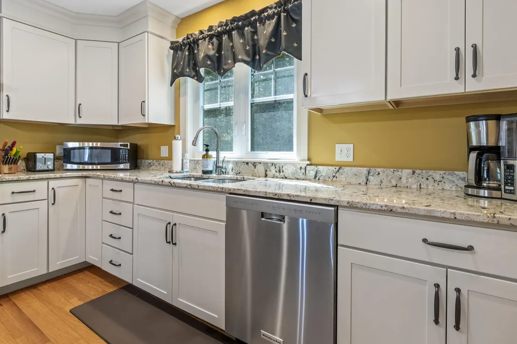 29 Mccann Way Scarborough ME 04074