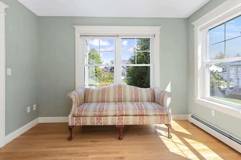 29 Mccann Way Scarborough ME 04074