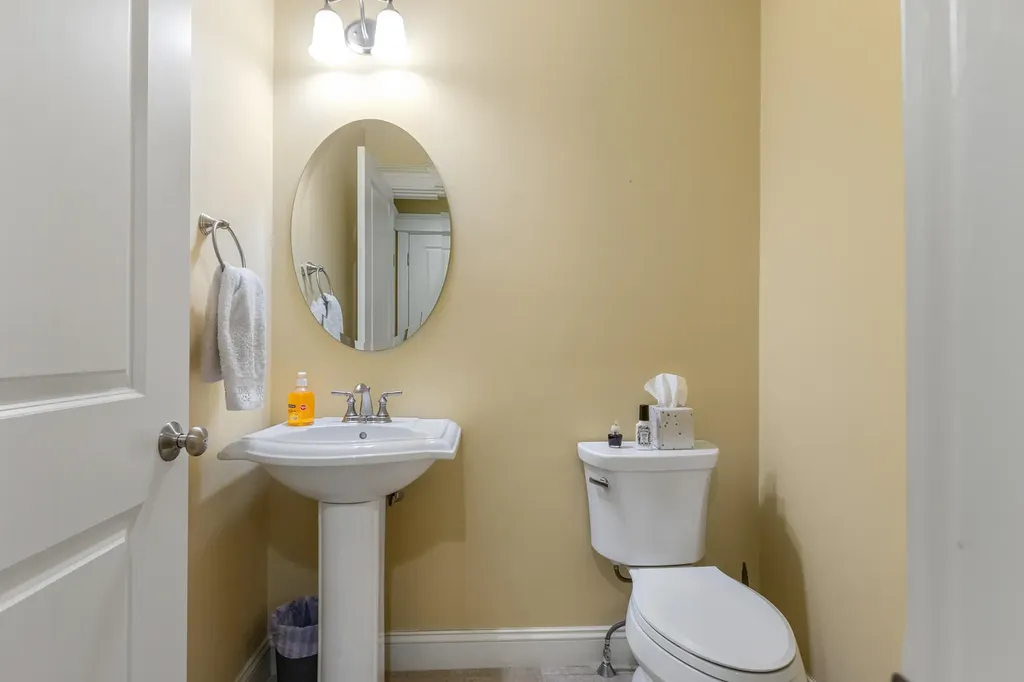 29 Mccann Way Scarborough ME 04074