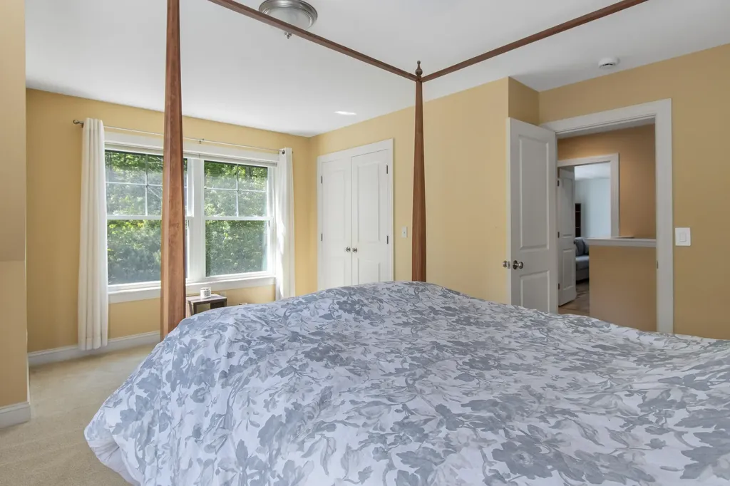 29 Mccann Way Scarborough ME 04074