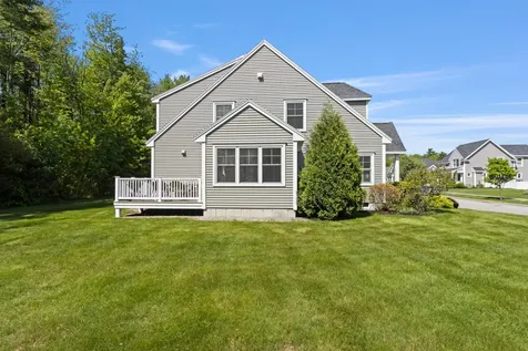 29 Mccann Way Scarborough ME 04074