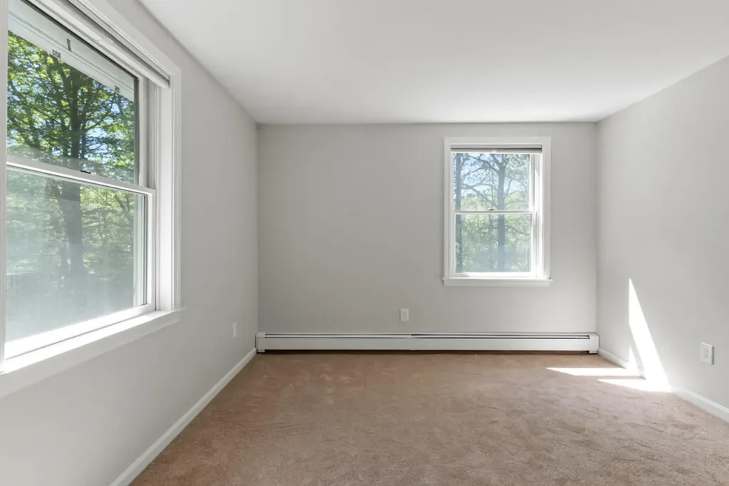 16 Pleasant Valley Road Cumberland ME 04021