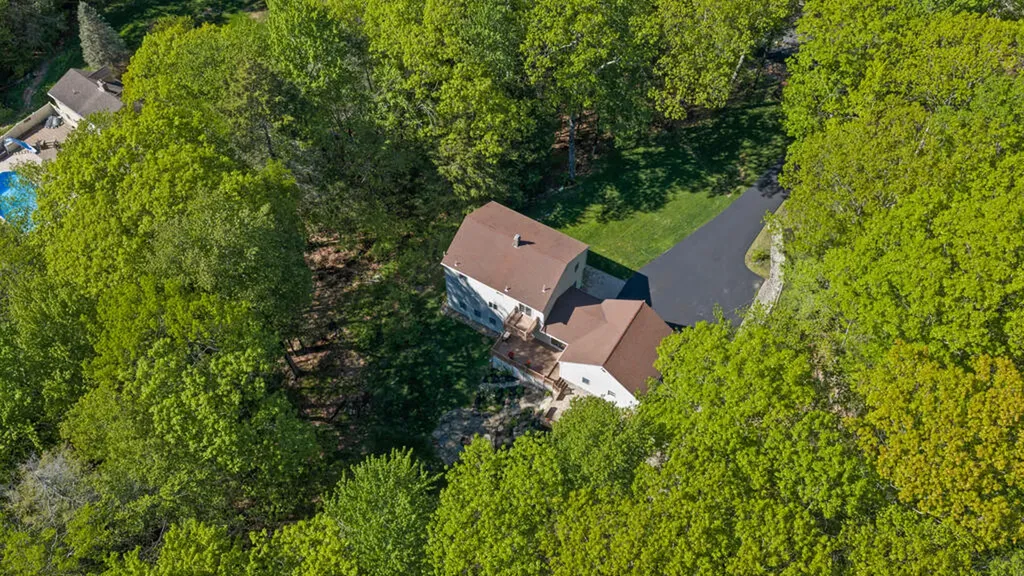 16 Pleasant Valley Road Cumberland ME 04021