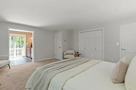 16 Pleasant Valley Road Cumberland ME 04021