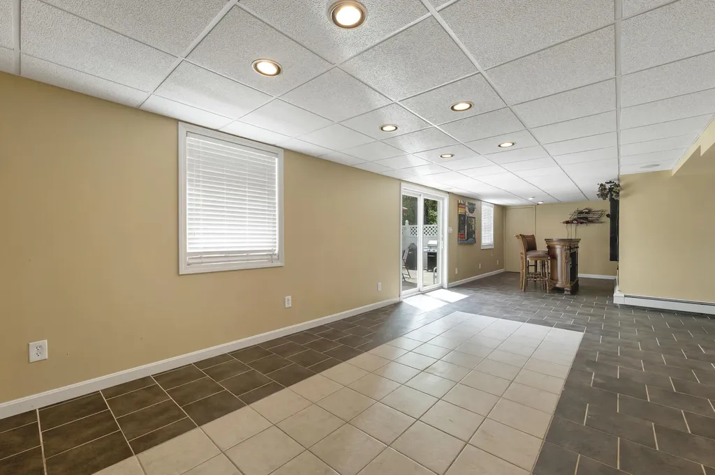 1304 Cape Road Hollis ME 04042