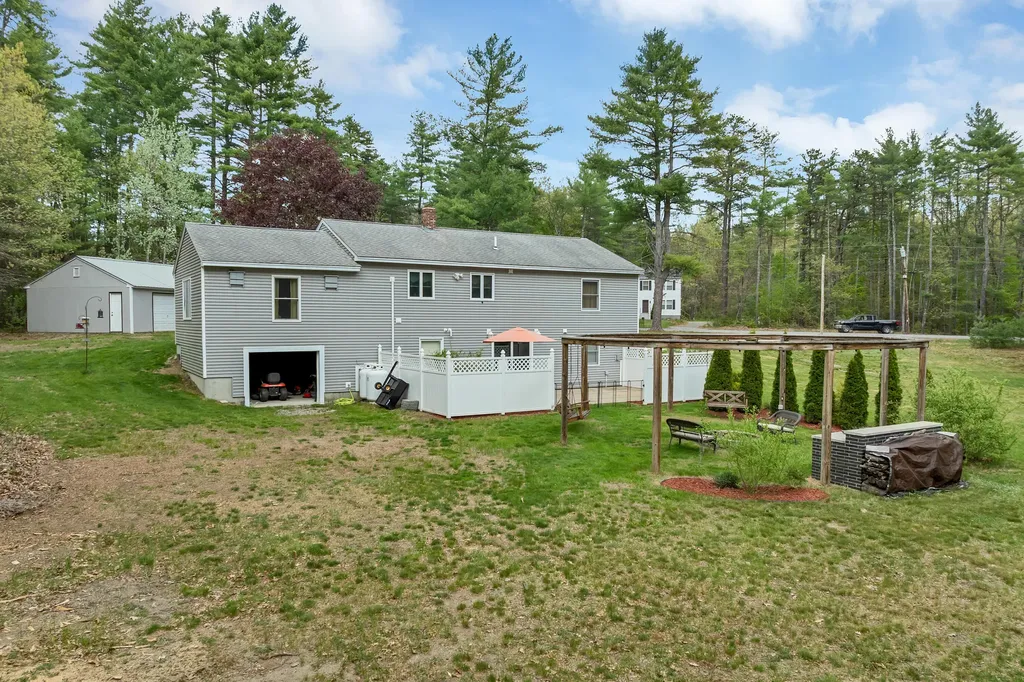 1304 Cape Road Hollis ME 04042