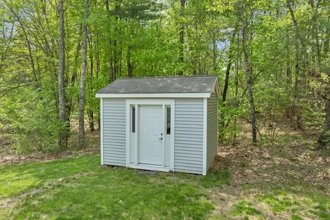 1304 Cape Road Hollis ME 04042