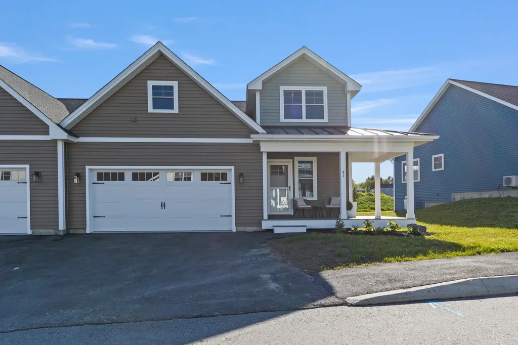 41 Brooks Edge Farm Road Westbrook ME 04092