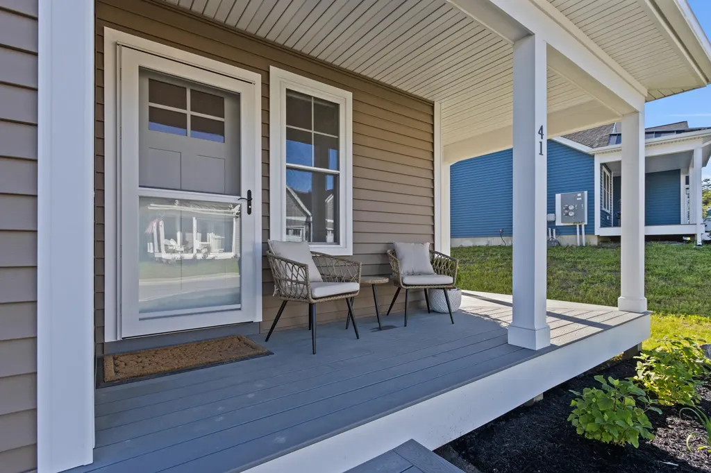 41 Brooks Edge Farm Road Westbrook ME 04092