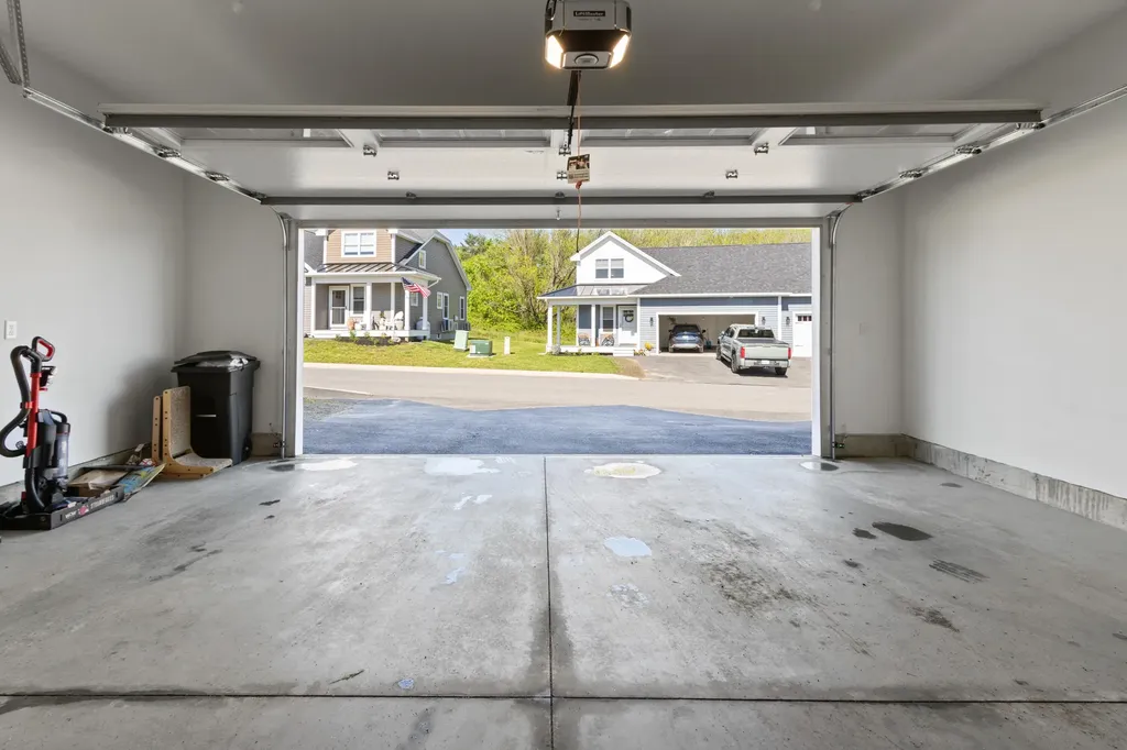 41 Brooks Edge Farm Road Westbrook ME 04092