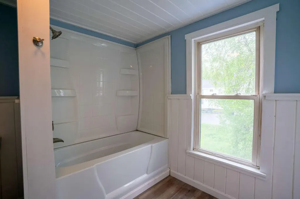 172 Highland Avenue Gardiner ME 04345