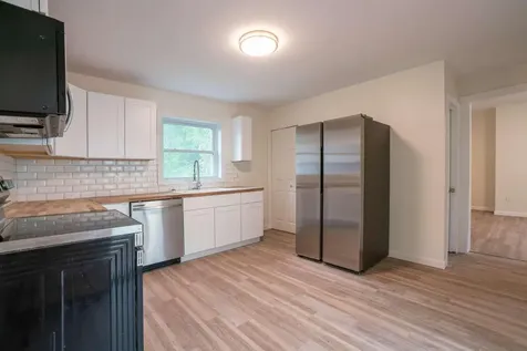 172 Highland Avenue Gardiner ME 04345