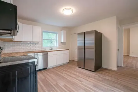 172 Highland Avenue Gardiner ME 04345