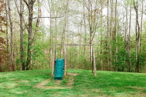 7 Upper Oak Point Road Winterport ME 04496