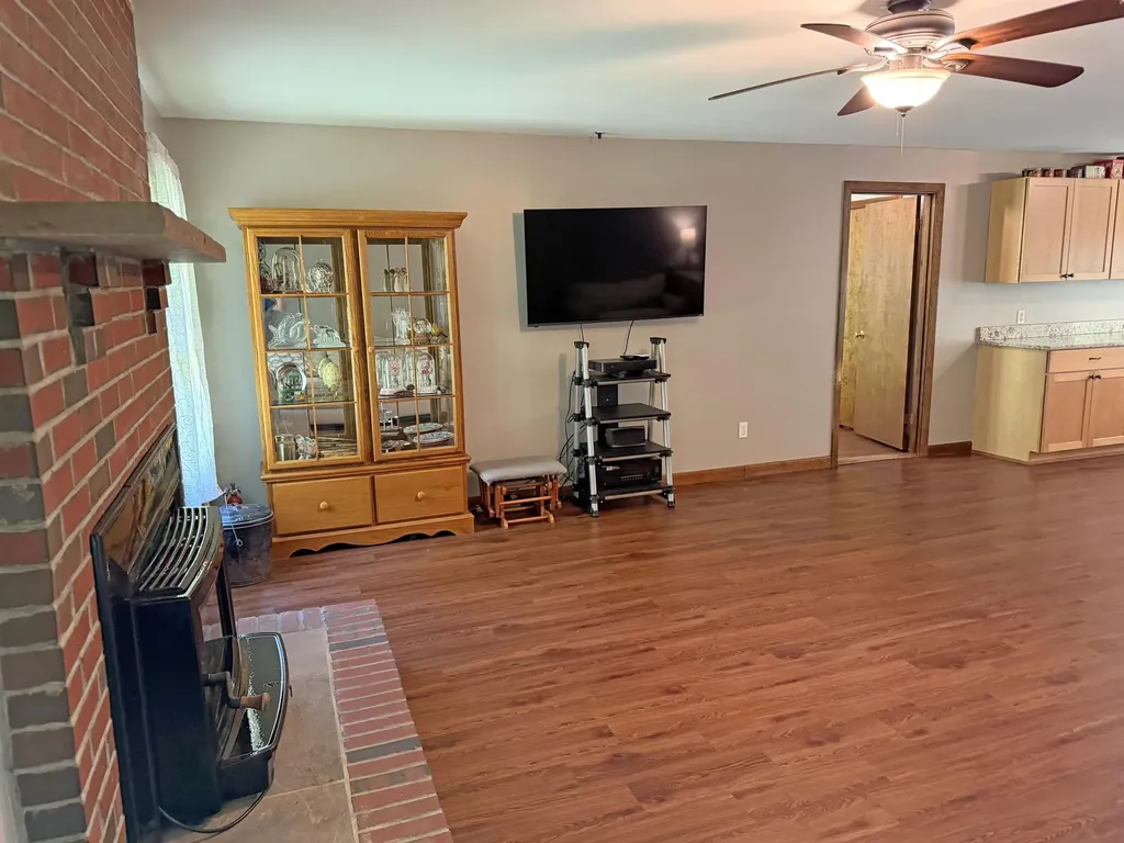 799 Pond Road Gouldsboro ME 04607