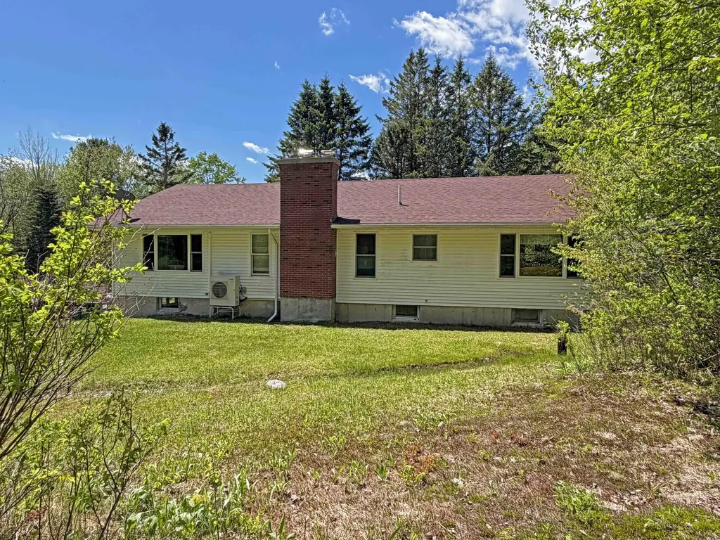 799 Pond Road Gouldsboro ME 04607