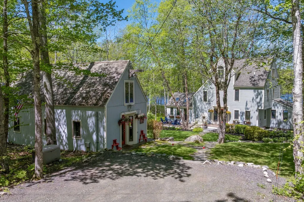 38 Porcupine Ridge Road Bremen ME 04551