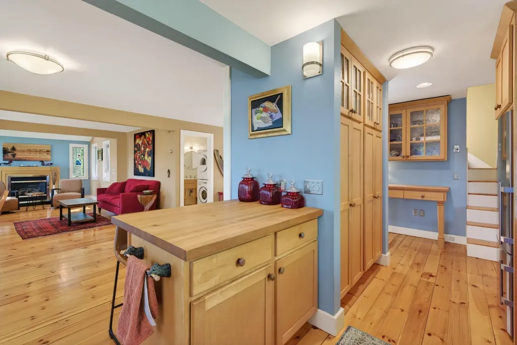 38 Porcupine Ridge Road Bremen ME 04551