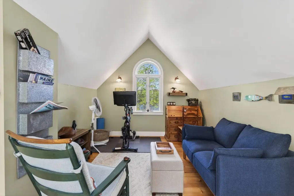 38 Porcupine Ridge Road Bremen ME 04551