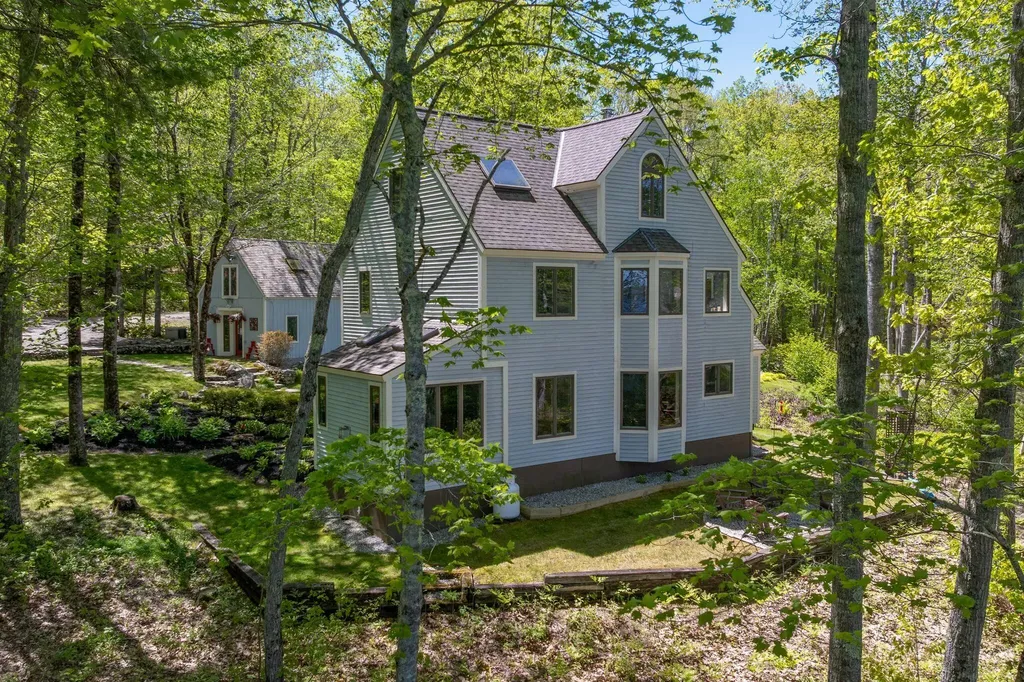 38 Porcupine Ridge Road Bremen ME 04551