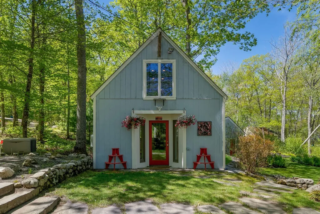 38 Porcupine Ridge Road Bremen ME 04551
