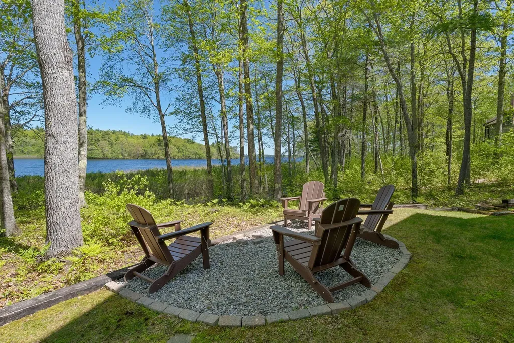 38 Porcupine Ridge Road Bremen ME 04551