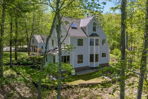38 Porcupine Ridge Road Bremen ME 04551